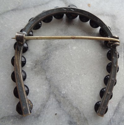 Antique Victorian Jet Horseshoe Pin