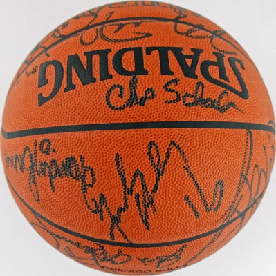 1995-96 Bulls Team 16 Signed Front Office Basketball Jordan Pippen Rodman BAS