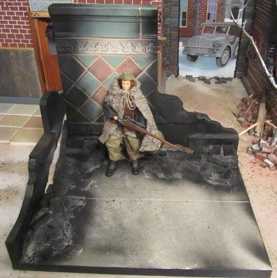 1/6th Scale WWII Diorama Set Destroyed Building #5