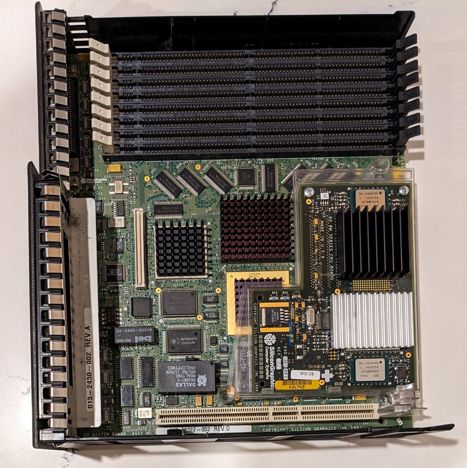 SGI Silicon Grahics O2 Motherboard Assembly 030-1327-002 SGI Silicon Grahics O2 Motherboard Assembly 030-1327-002