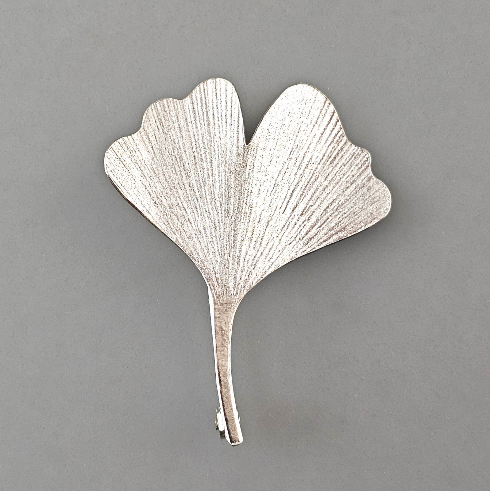 silver 950 Ginkgo 銀杏 リーフ 銀細工 彫刻 ブローチ 404 Vintage Brooch - Art Nouveau Jewelry - Ginkgo Jewelry