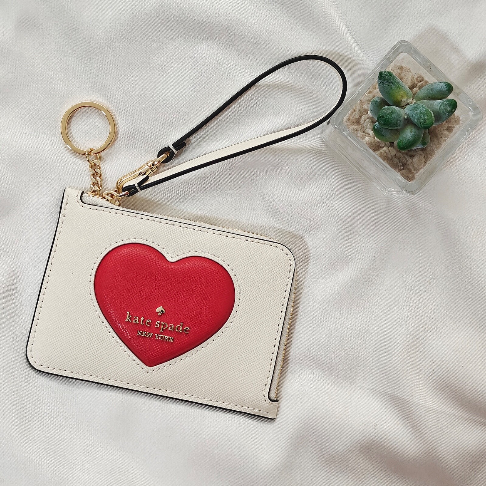 ショルダーバッグ・ポシェット Kate Spade Madison Puffy Heart Card Holder Wristlet KK190 New Kate Spade Madison Puffy Heart Small Card Holder