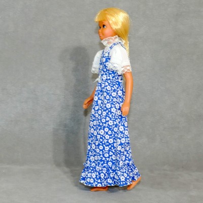 SKIPPER 1970s Doll MALIBU in BEST BUY GRANNY DRESS Floral Blue White '76 Only