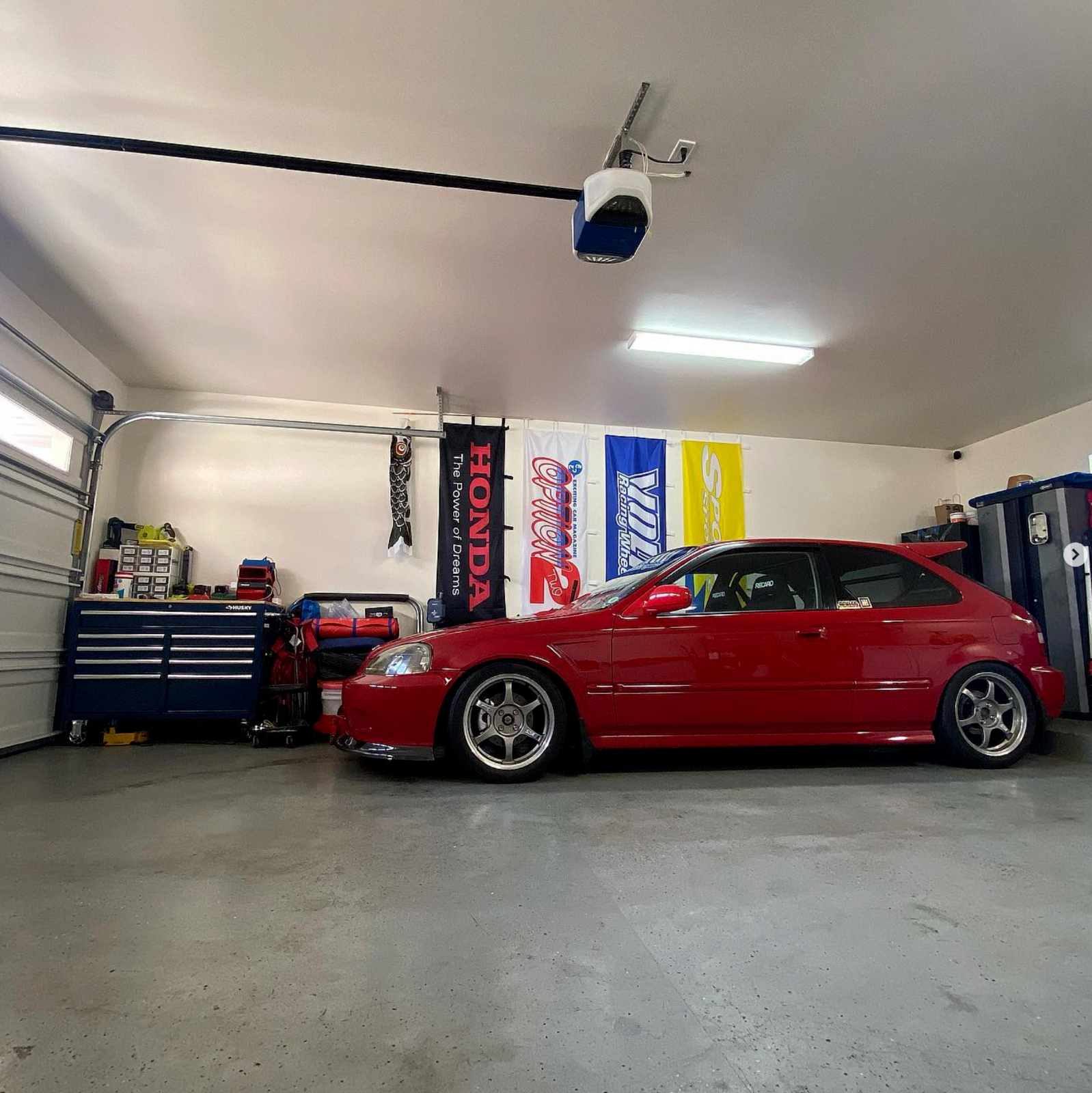 HONDA (BLACK BG) NOBORI FLAG - JDM NOBORI FLAGS