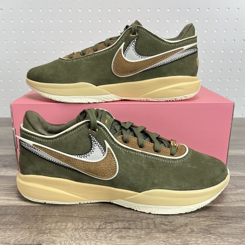 LeBron XX Low バスケットボールシューズ 11サイズ US 11 Men Nike Lebron XX 'Stocking Stuffer' Basketball Shoes