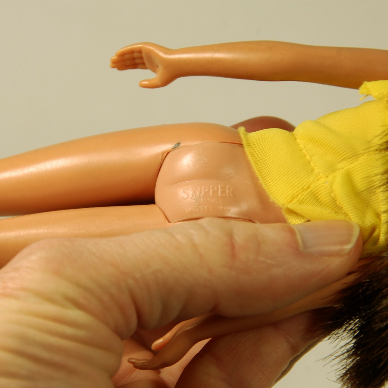 Vintage Brunette Skipper Doll - Straight Leg - Barbie's Little Sister