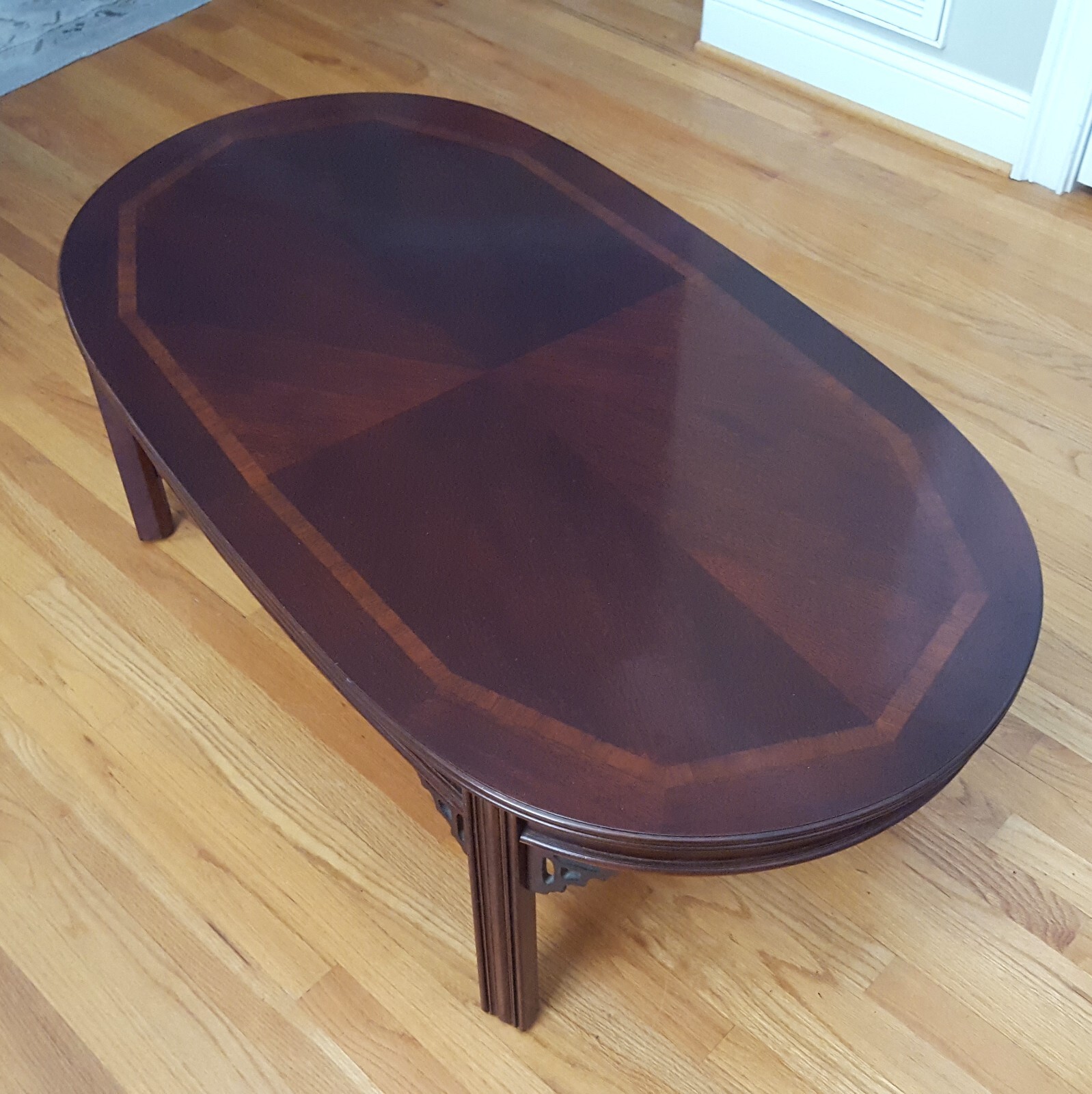 Vintage LANE Chippendale Oval Coffee Table Banded Inlaid