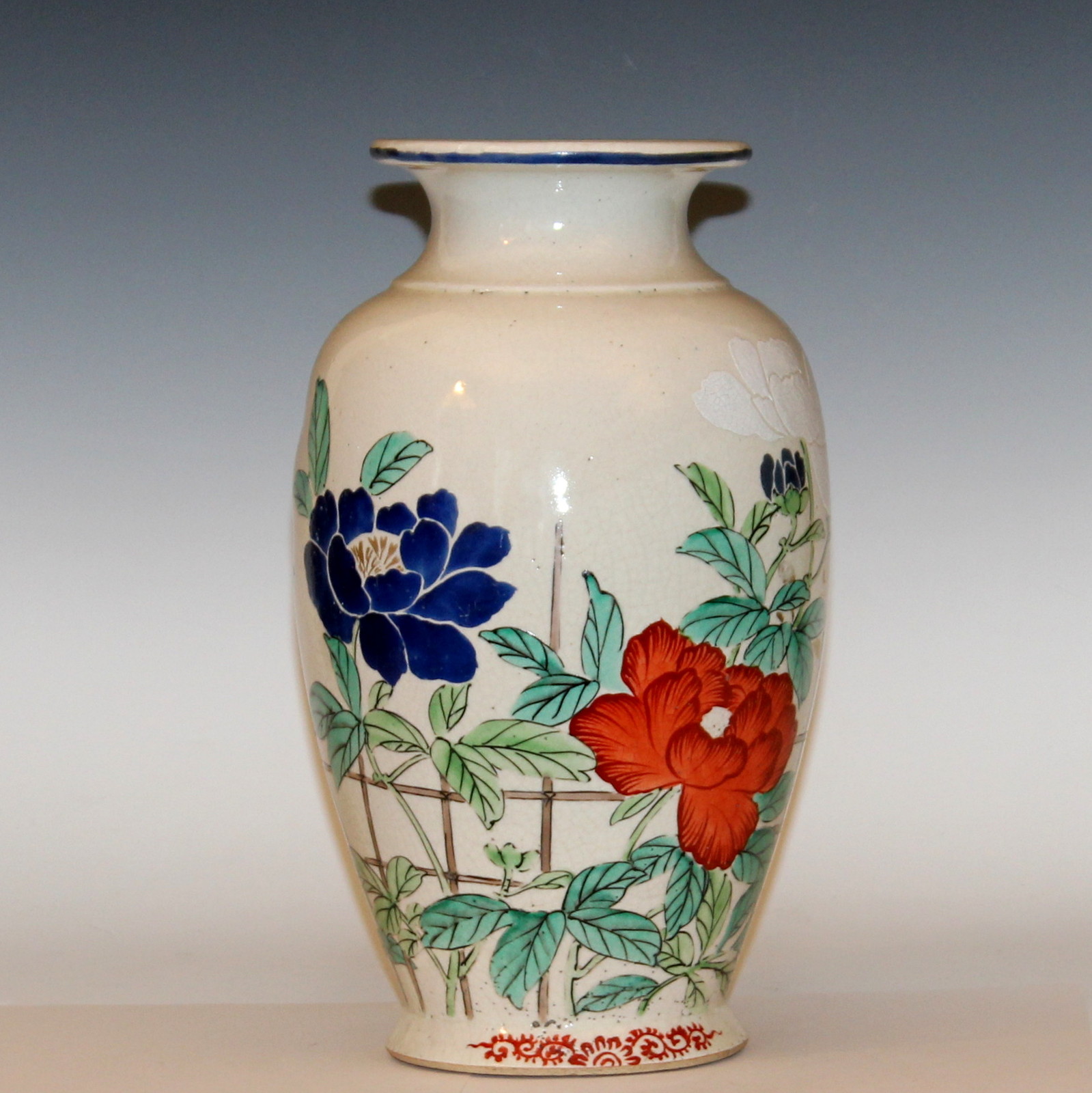 Antique Kyoto Satsuma Japanese Pottery Peony Vase. 
