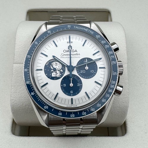 Pre-owned Omega 2024  Speedmaster "silver Snoopy Award" 50th Watch 310.32.42.50.02.001