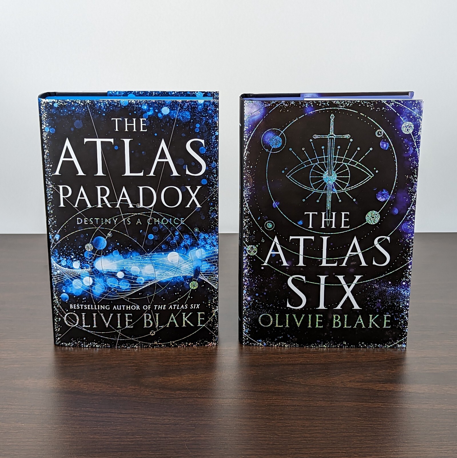The Atlas Six (Illumicrate) 2冊セット The Atlas Six, The Atlas Paradox, & The Atlas Complex