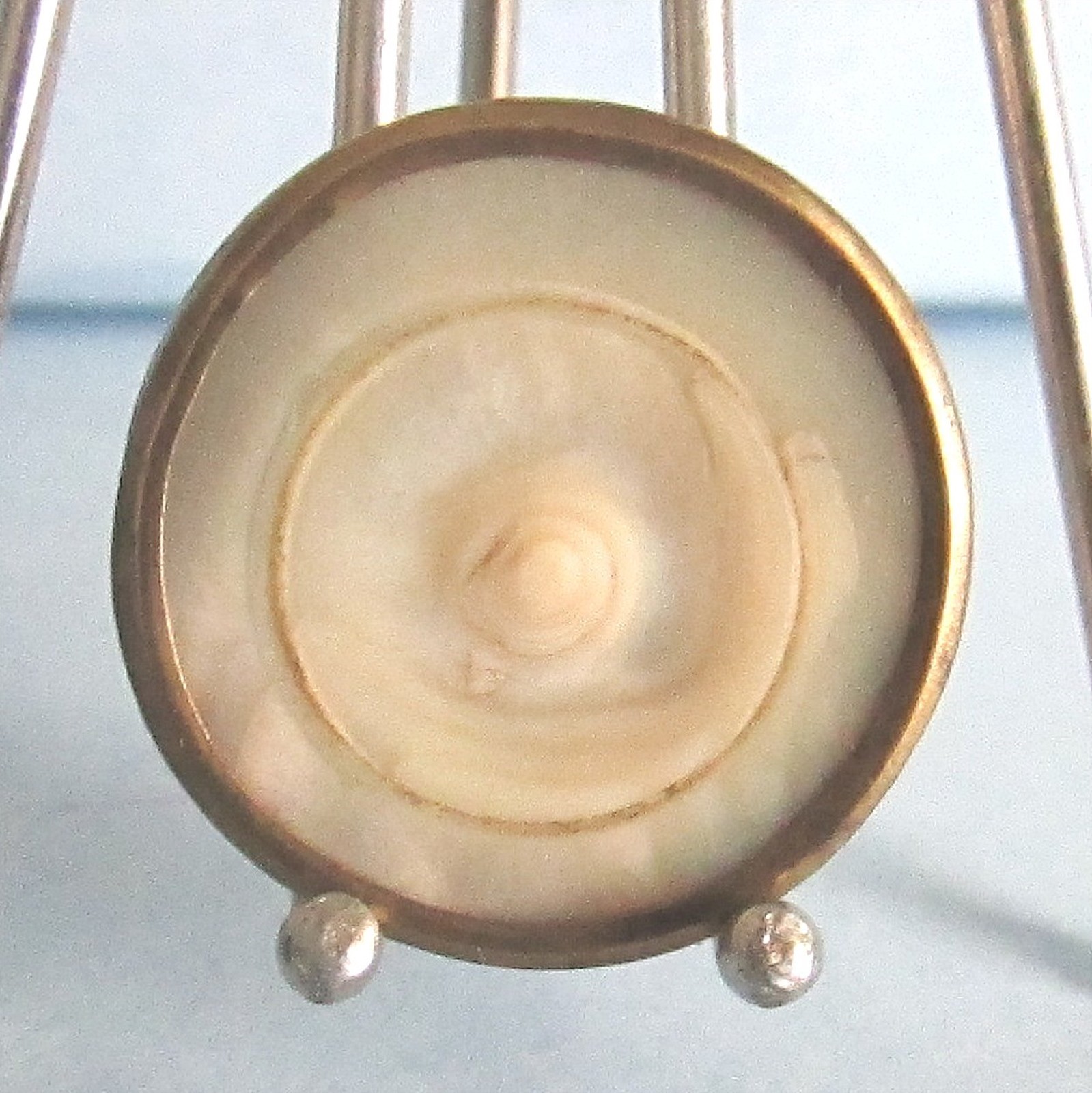 6 BUTTON Pearl Shell Golden Age Brass Victorian Jewel Carved Abalone Vintage