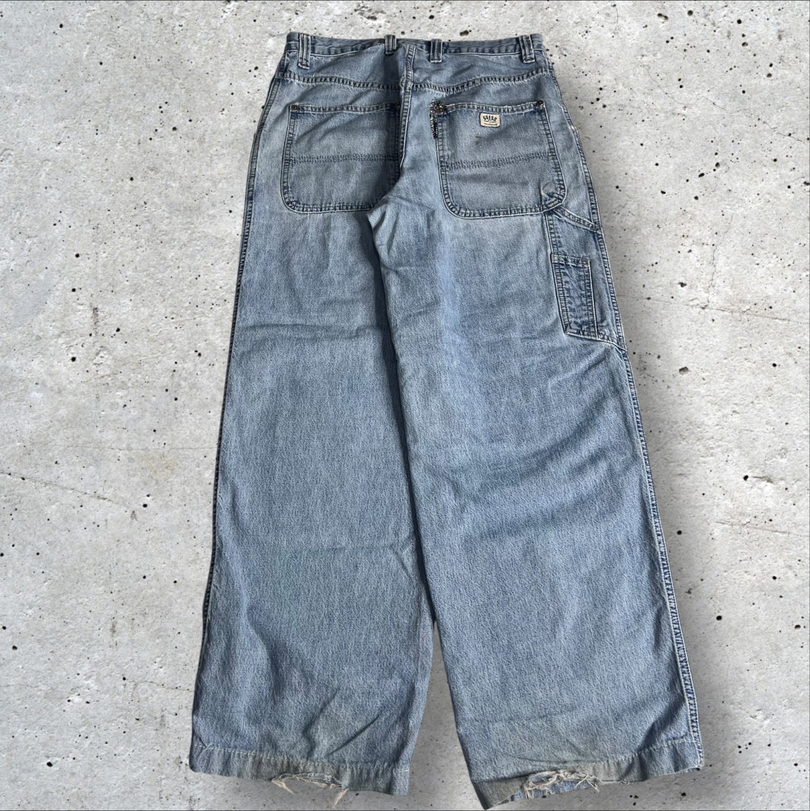 パンツ 90s GUESS denim half baggy pants Vintage 90's Guess Made In USA Baggy Skate Carpenter Denim
