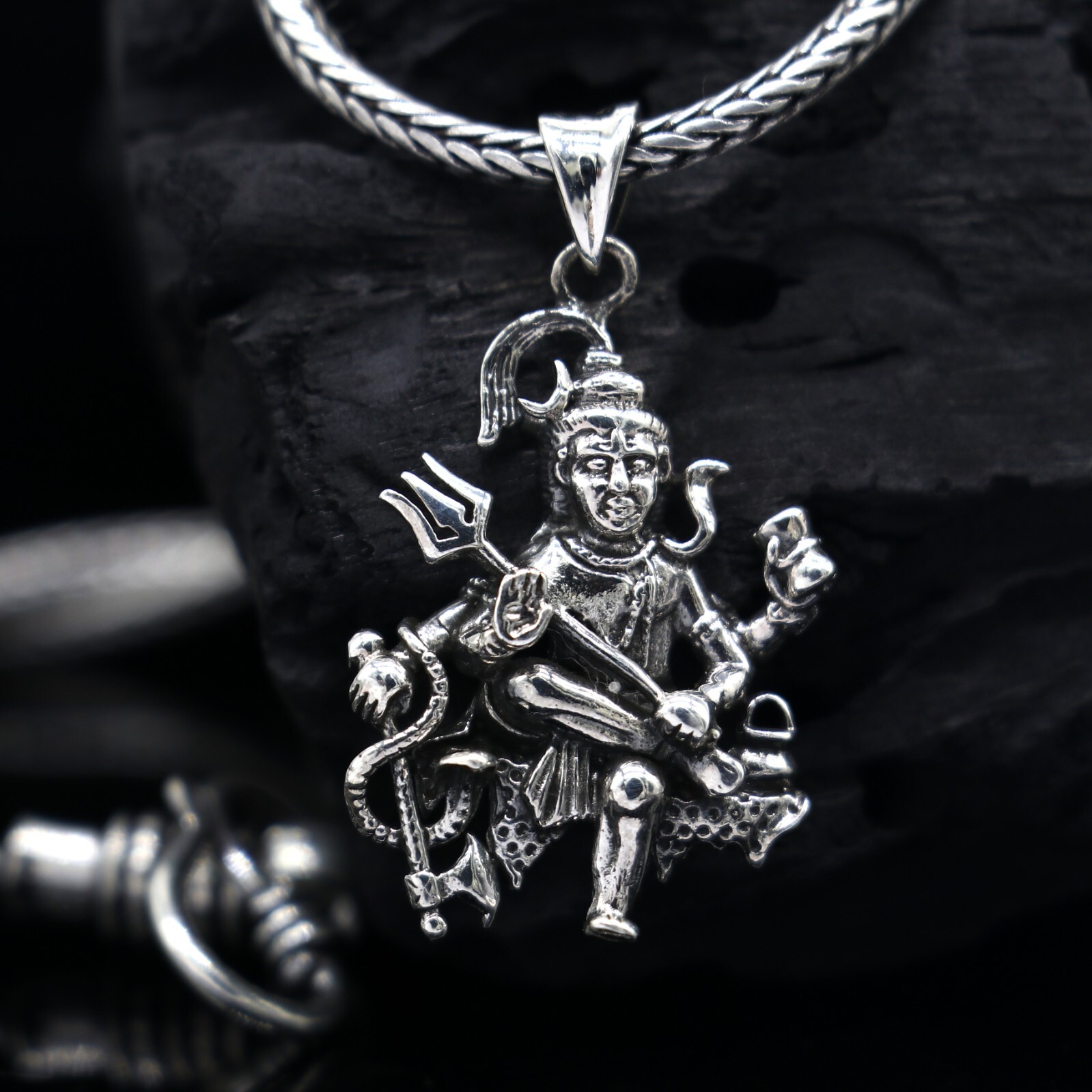 SHRINE S LOGO NECKLACE シルバー SHRINE / シュライン】S LOGO NECKLACE（ネックレス）｜PULP