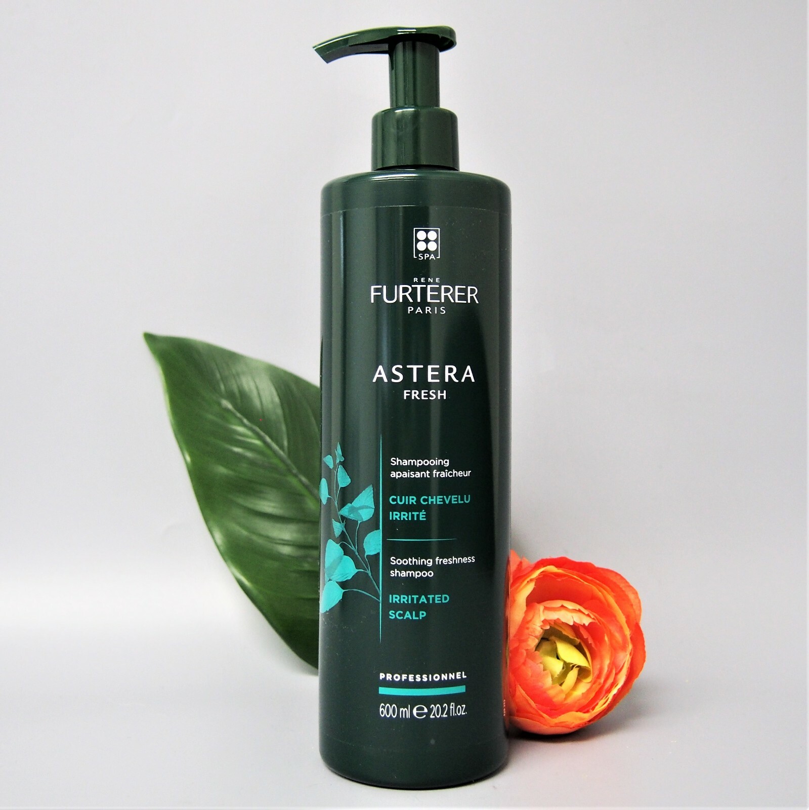 Rene Furterer - Astera Fresh Sooth Shampoo - 600ml Rene Furterer - Astera Fresh Sooth Shampoo - 600ml