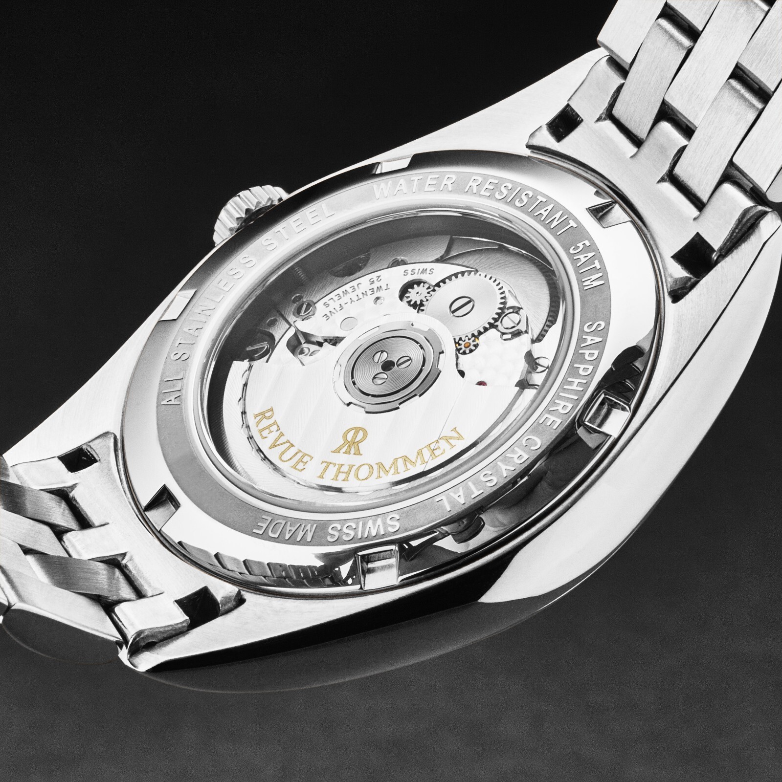 Pre-owned Revue Thommen Men Heritage Gmt Silverdial Ss Bracelet Swiss Automatic 21010.2332