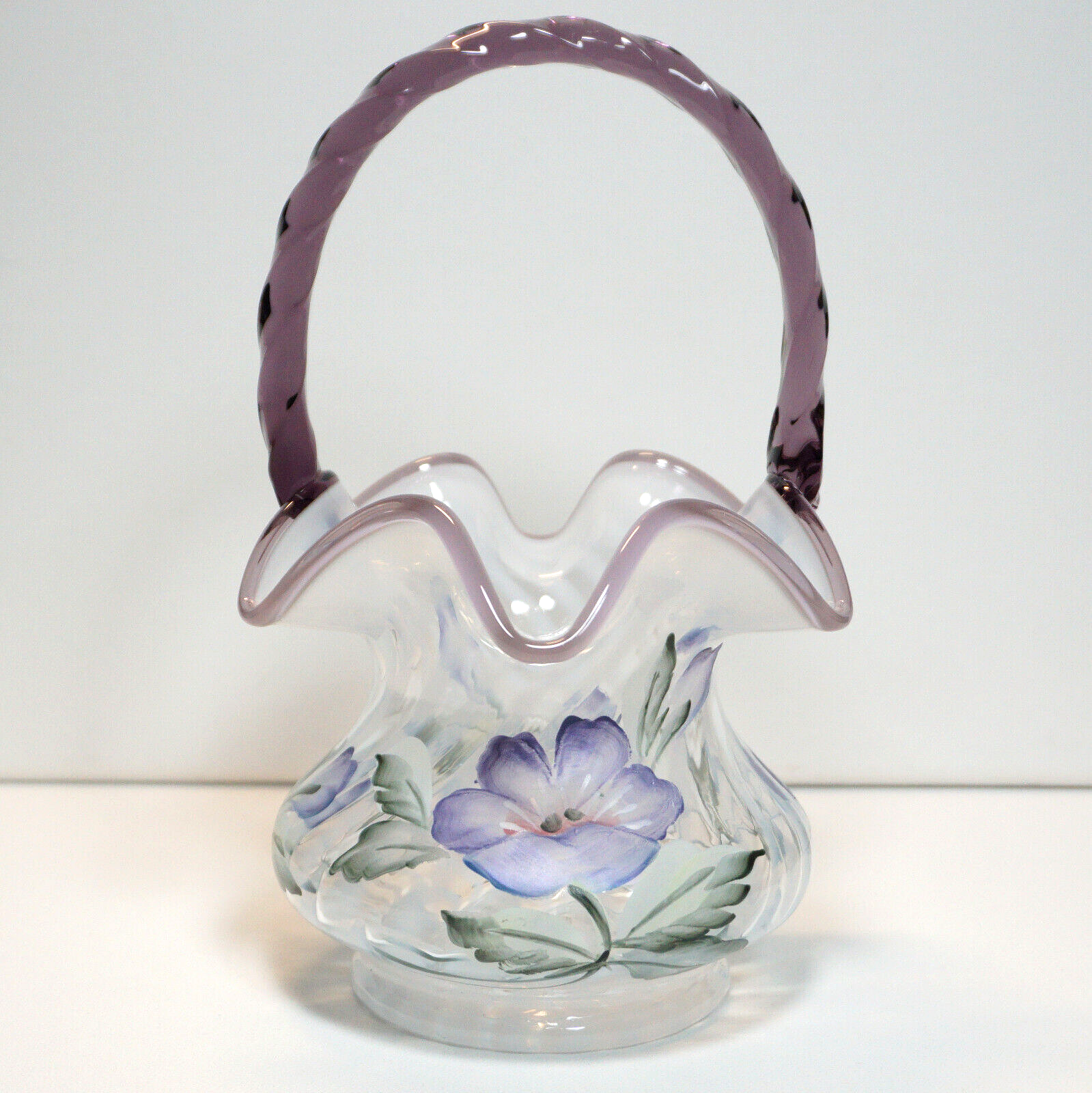 VINTAGE FENTON LAVENDER WHITE SWIRL GLASS BASKET PAINTED
