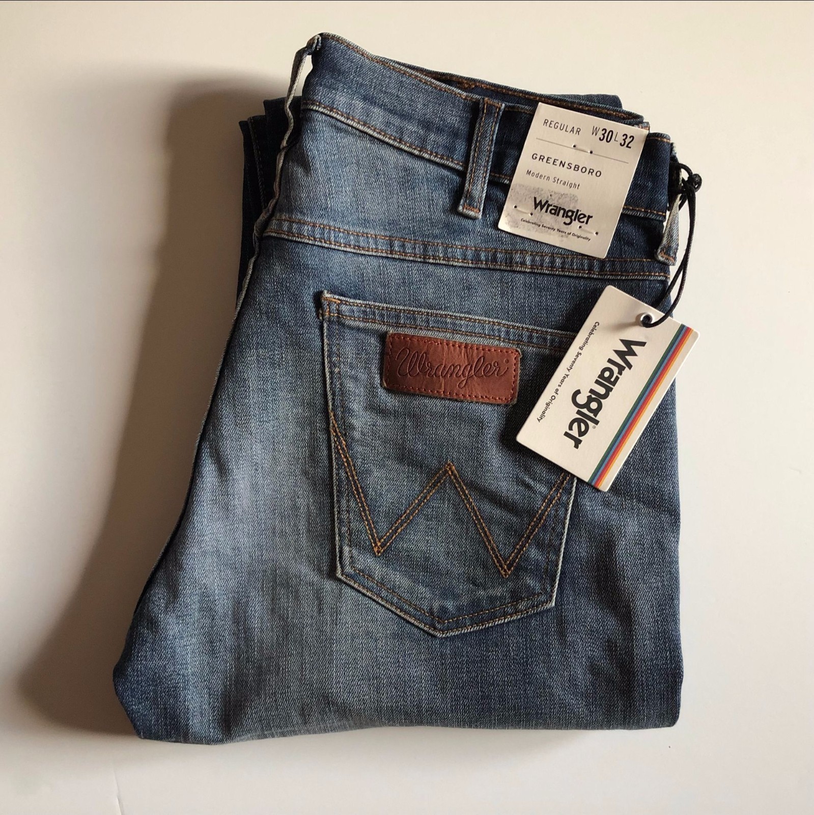Джинсы NWT Wrangler Men's Greensboro 