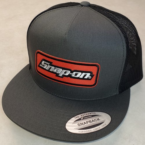 Snap-on Patch Yupoong Trucker Hat / YP Classic 6006 / Snapback Charcoal/Black