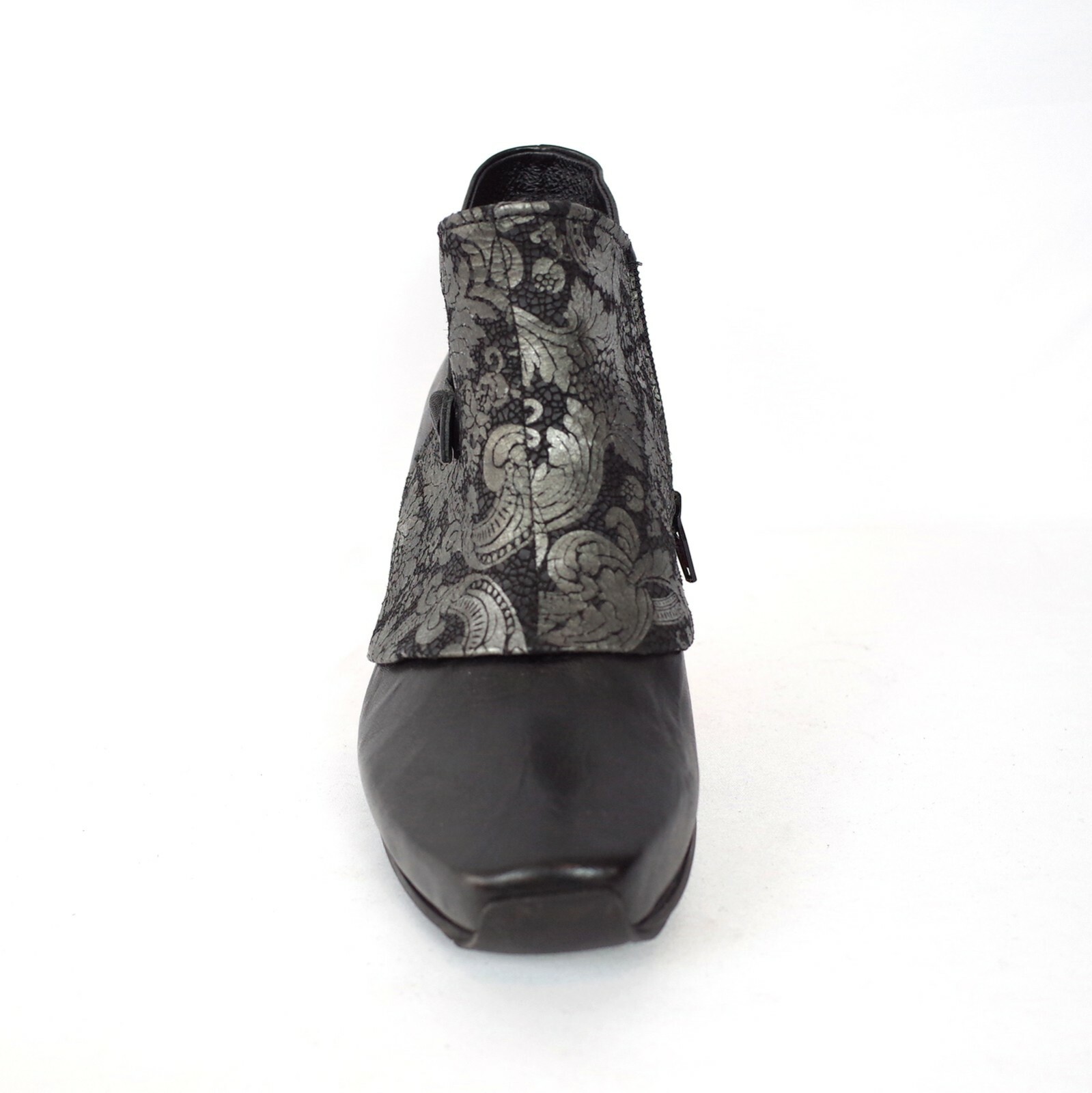 THINK THINK DAMEN PUMPS SCHUHE MADE IN EU RUSTIKALEN STIL SCHWARZ MIT SILBER TOP