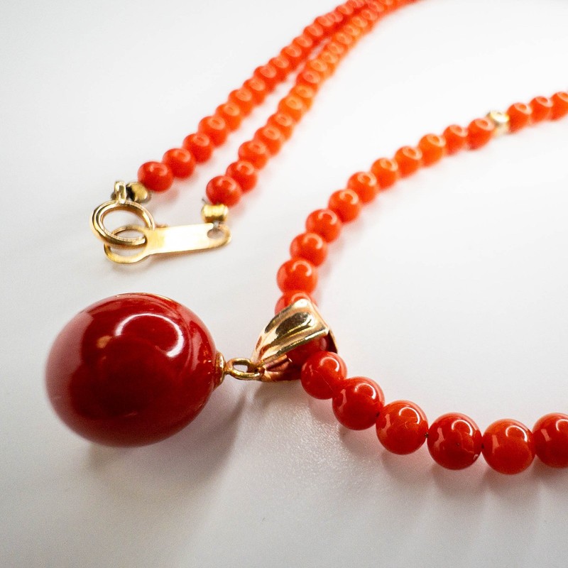 VTG 1990s Red Coral Beaded Necklace Okinawa Japan With 18K Gold
