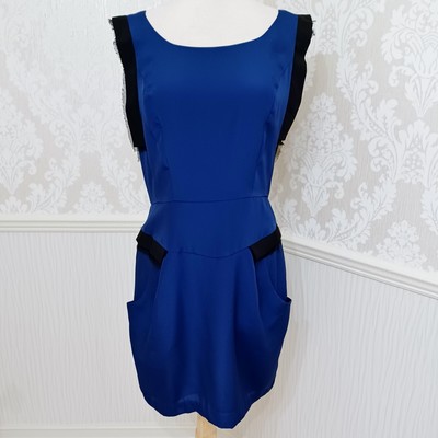 BCBG BCBGeneration Navy Blue with Black Accents Dress Front Pockets Size 6