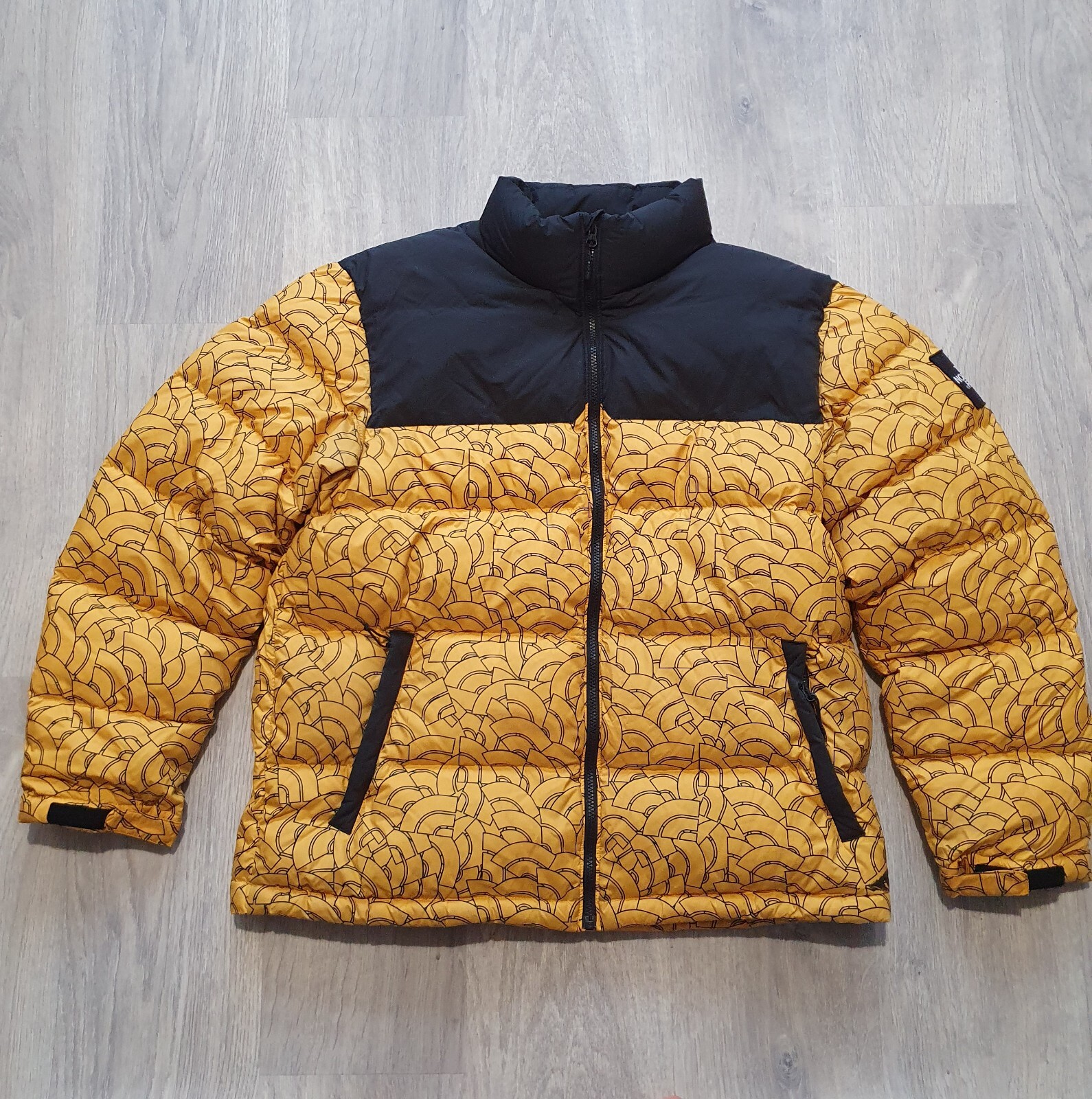 The north face ヌプシ 1992 nuptse jacket 黄色