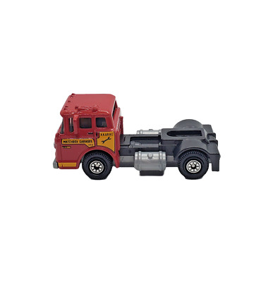 2023 Matchbox 1965 Ford C900 #18 Burgundy - Loose