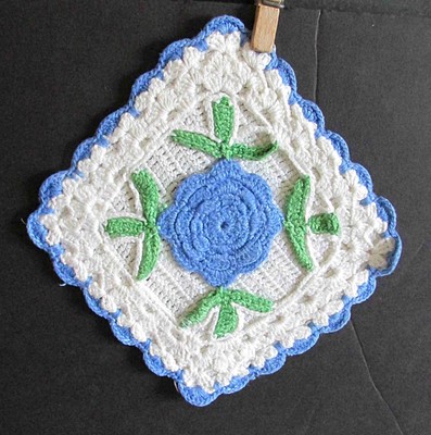 Blue Rose Hand Thread Crocheted Vintage Kitchen Hot Pad Display 5.75