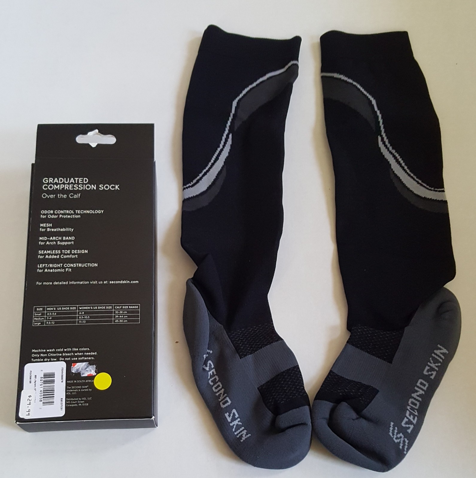 Second Skin Over-the-Calf Performance Compression Socks Black Small New