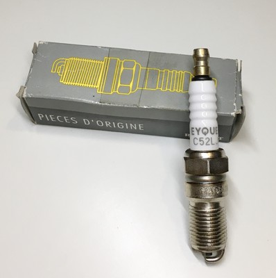 EYQUEM C52LJS Zündkerze Spark Plug la bougie candela d'accensione la bujía