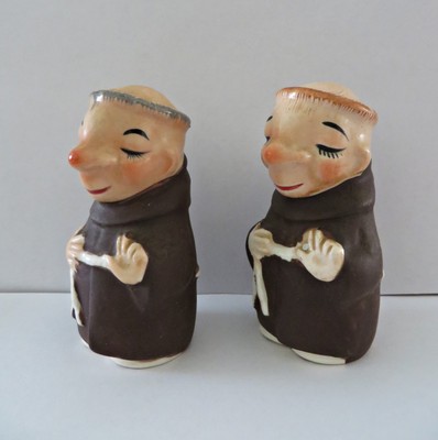 Vintage 50s Friar Tucks Monk Priest Salt & Pepper Shakers Japan RARE!