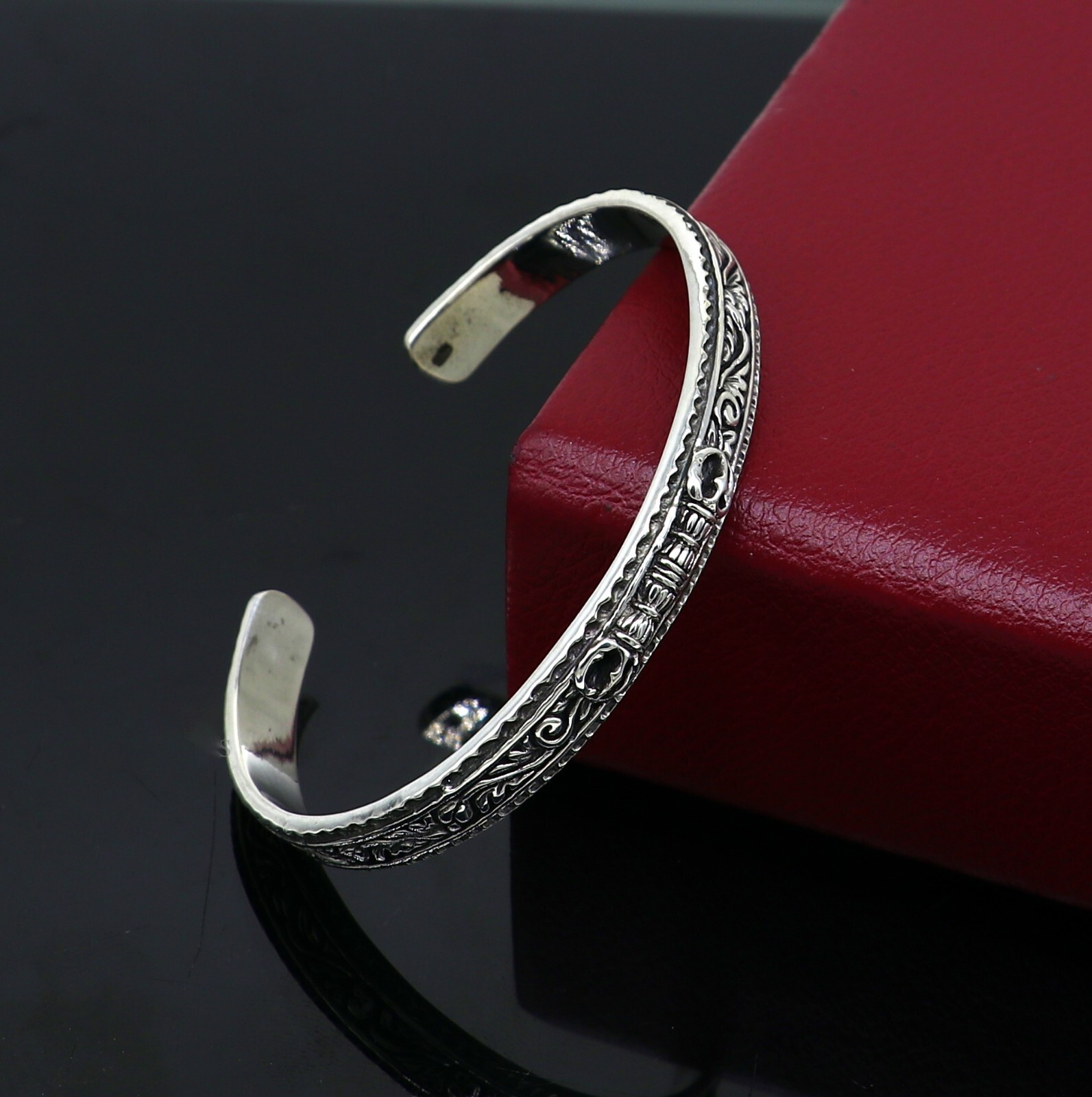 CHRISTIAN DADA　Crow Bangle Christian Dada Jewelry | The RealReal