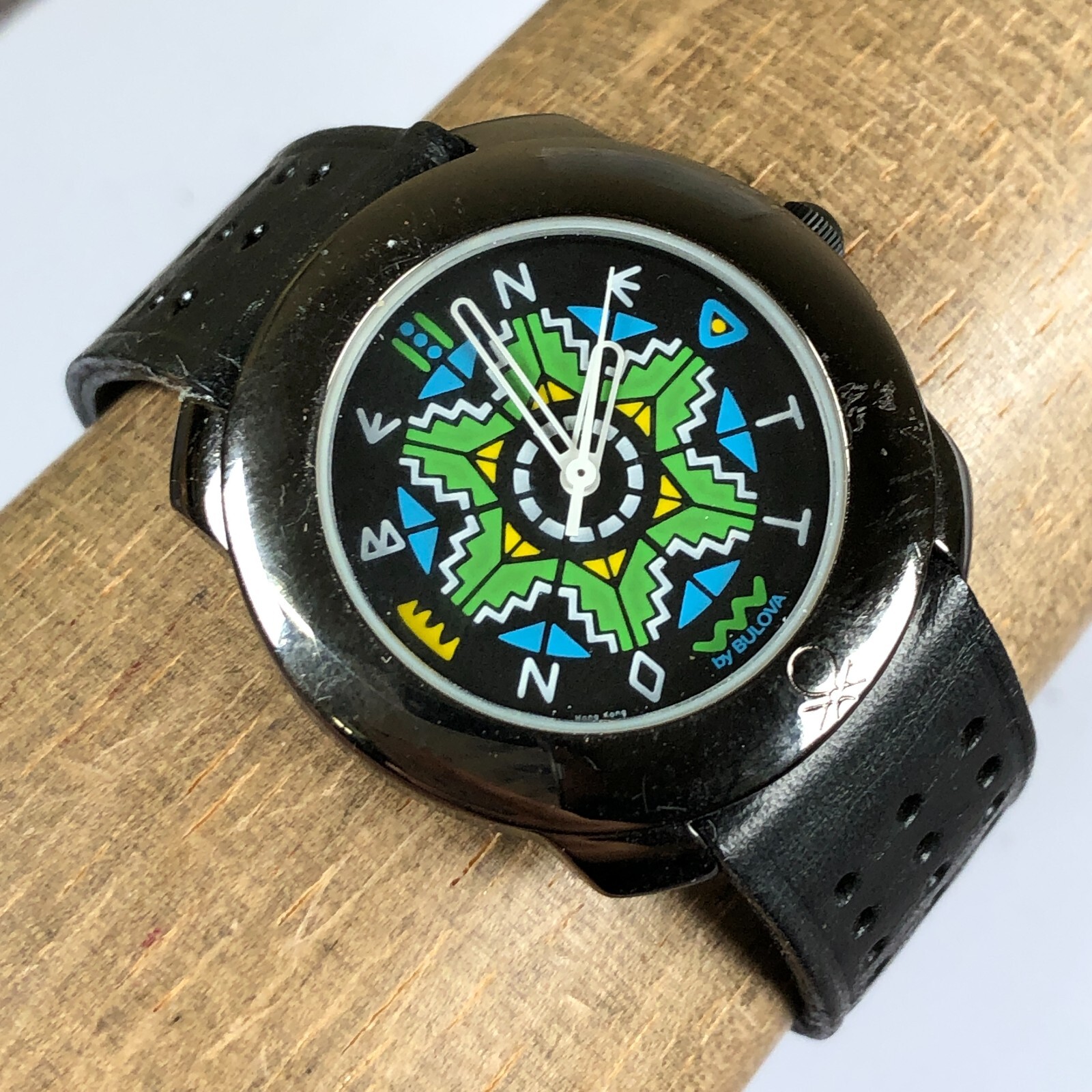 ヴィンテージ　benetton bulova 置時計 Benetton by Bulova Vintage Swiss Quartz Women's / Unisex