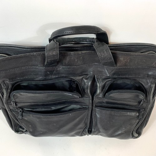 TUMI Genuine Black Leather Large Screen Laptop BriefcaseのeBay公認海外通販｜セカイモン