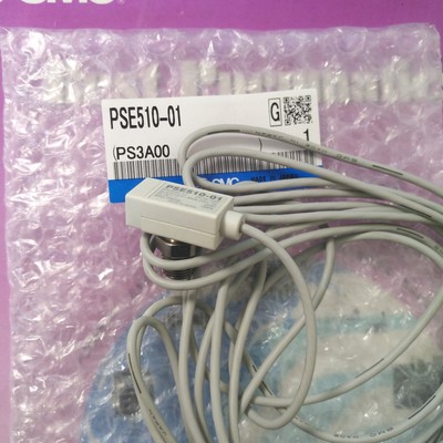 1pcs brand New SMC PSE510-01 PSE510-01 Pressure Sensor Free shipping