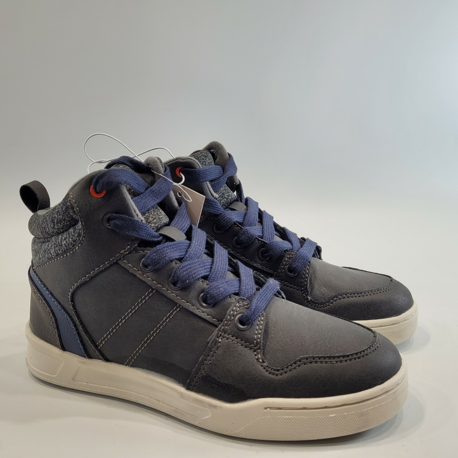 boys high top sneakers