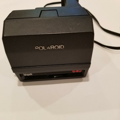 Vintage Polaroid 600 Land Camera Sun 640 Camera with Strap
