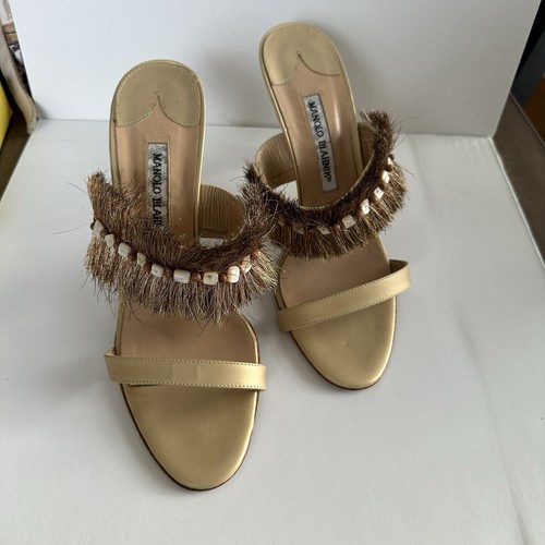 MANOLO BLAHNIK ベージュ パンプス36.5 ベージュ系 Manolo Blahnik(マノロブラニク) パンプス