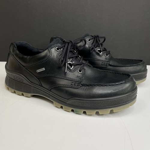 ecco track 25 black
