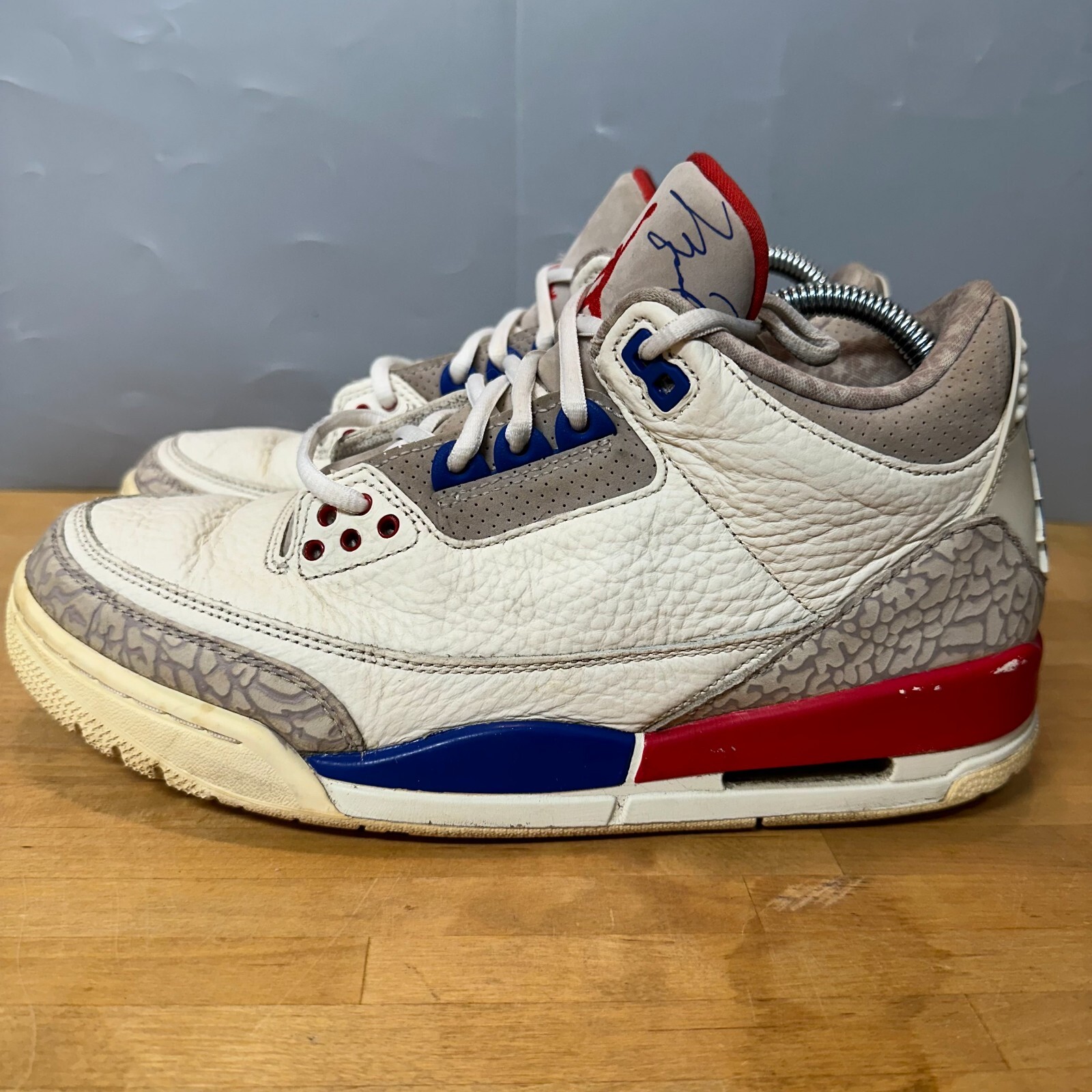 Air Jordan 3 Retro International Flight Sneaker Red 136064
