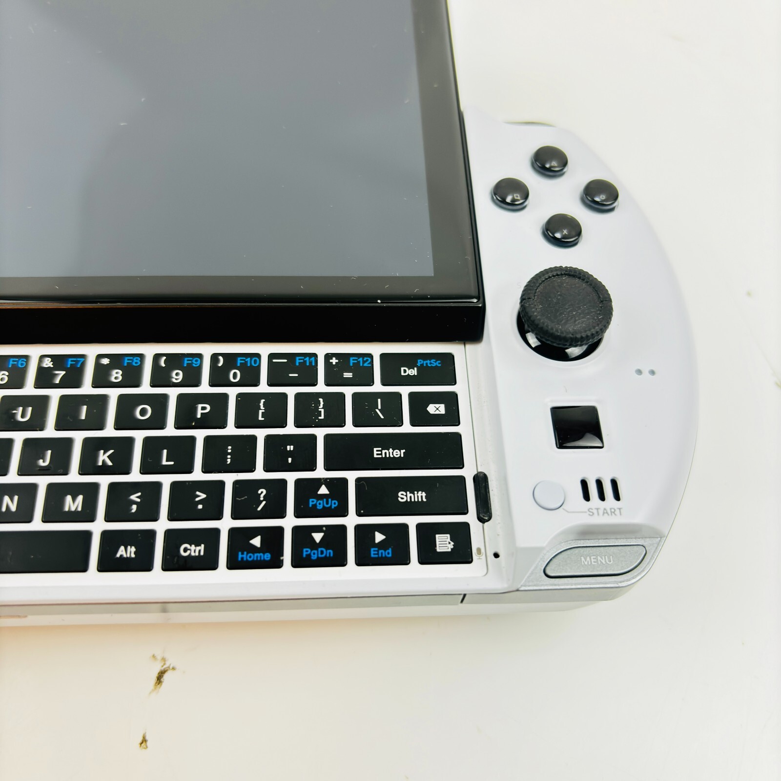 GPD WIN 4 White AMD 6800U RAM 32GB SSD 1TB Windows Working GPD WIN 4 White AMD 6800U RAM 32GB SSD 1TB Windows Working