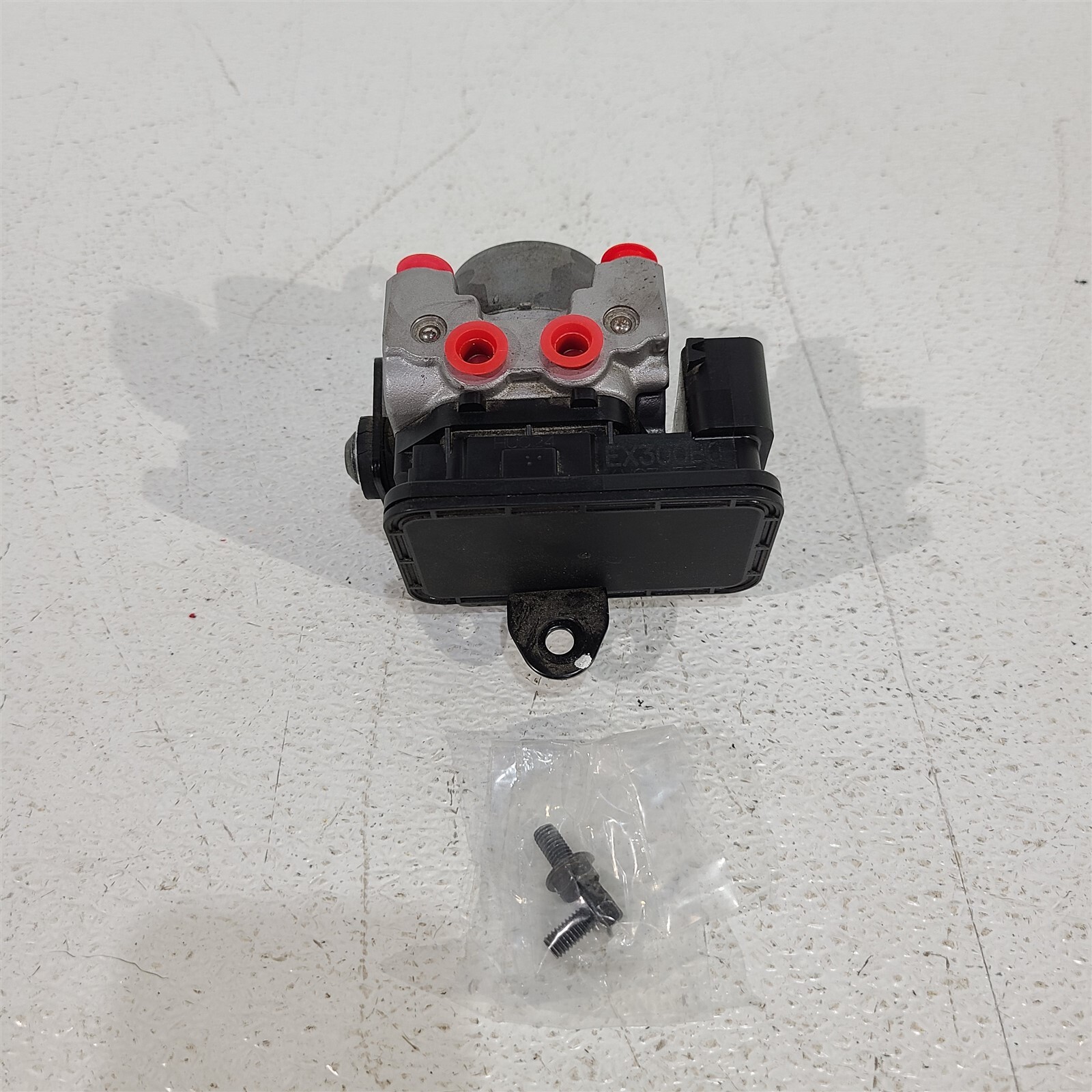 13-17 Kawasaki EX300 Ninja Anti Lock Brake Module Actuator