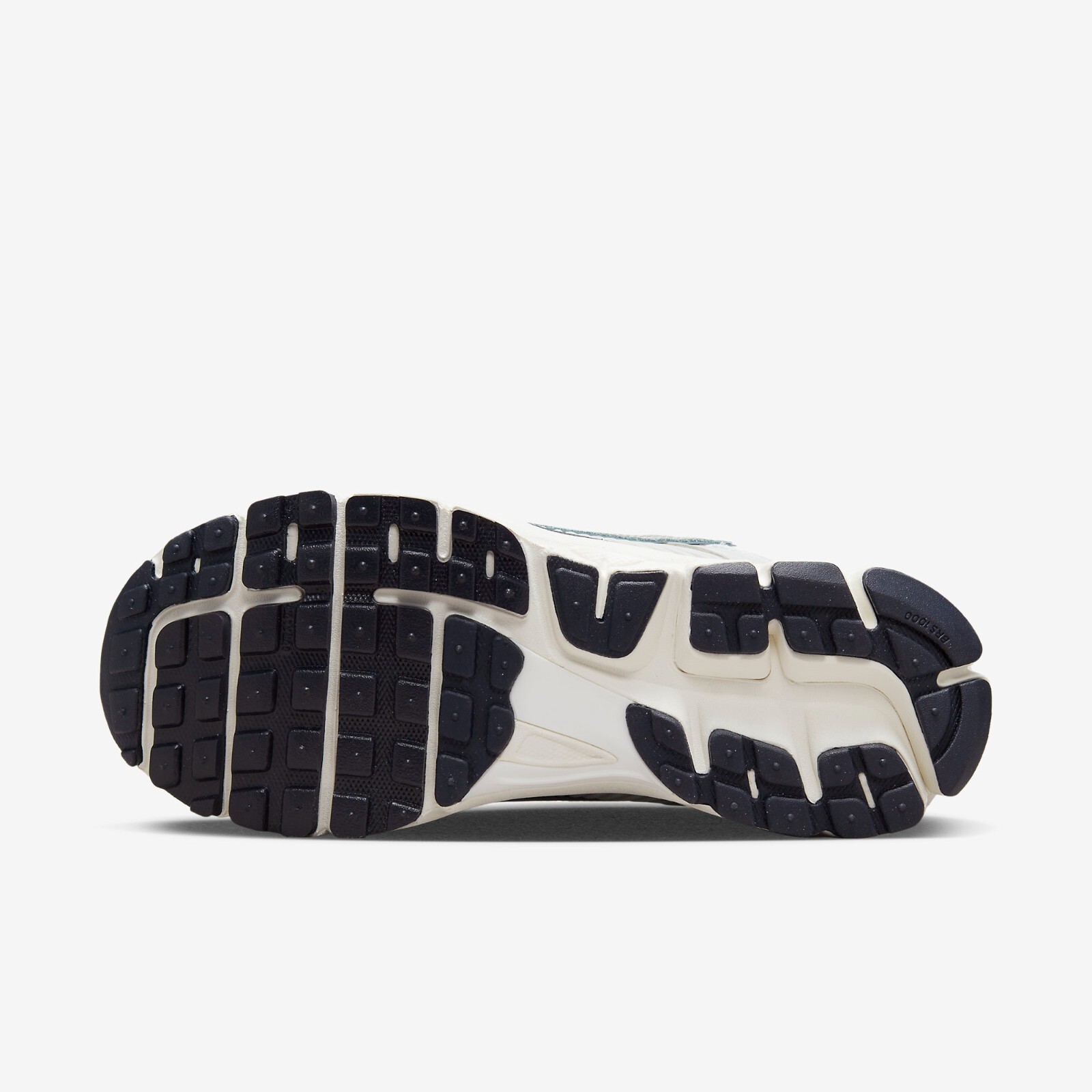 Pre-owned Nike Wmns Zoom Vomero 5 Photon Dust And Metallic Silver Fd0884-025 [women Sz]