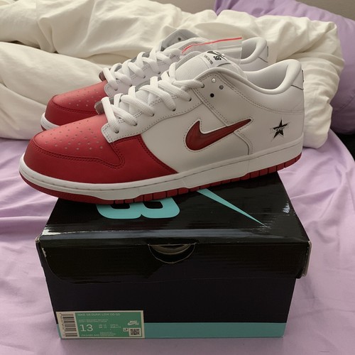 【美品】NIKE supremeコラボ　ニット　セーター　ホワイト　レッド 美品】NIKE supremeコラボ ニット セーター ホワイト レッド