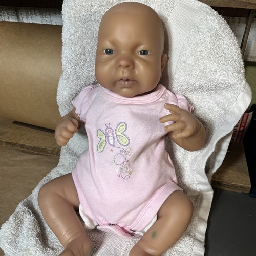 Ashton Drake Reborn Baby Girl Doll Huti B ADG 04 Anatomicall