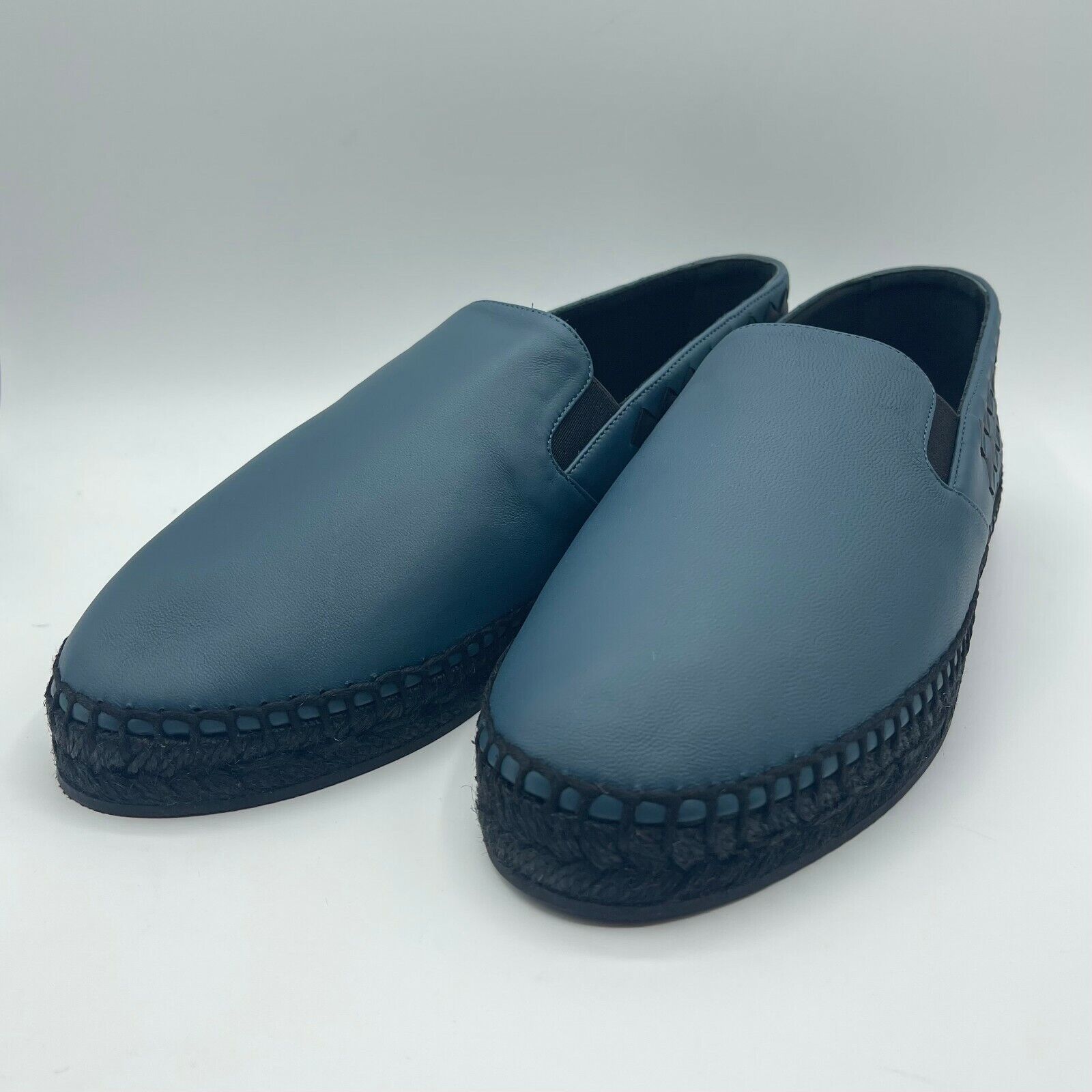 Pre-owned Bottega Veneta $690  Men's Blue/black Leather Woven Slip On Shoe 407387 4435