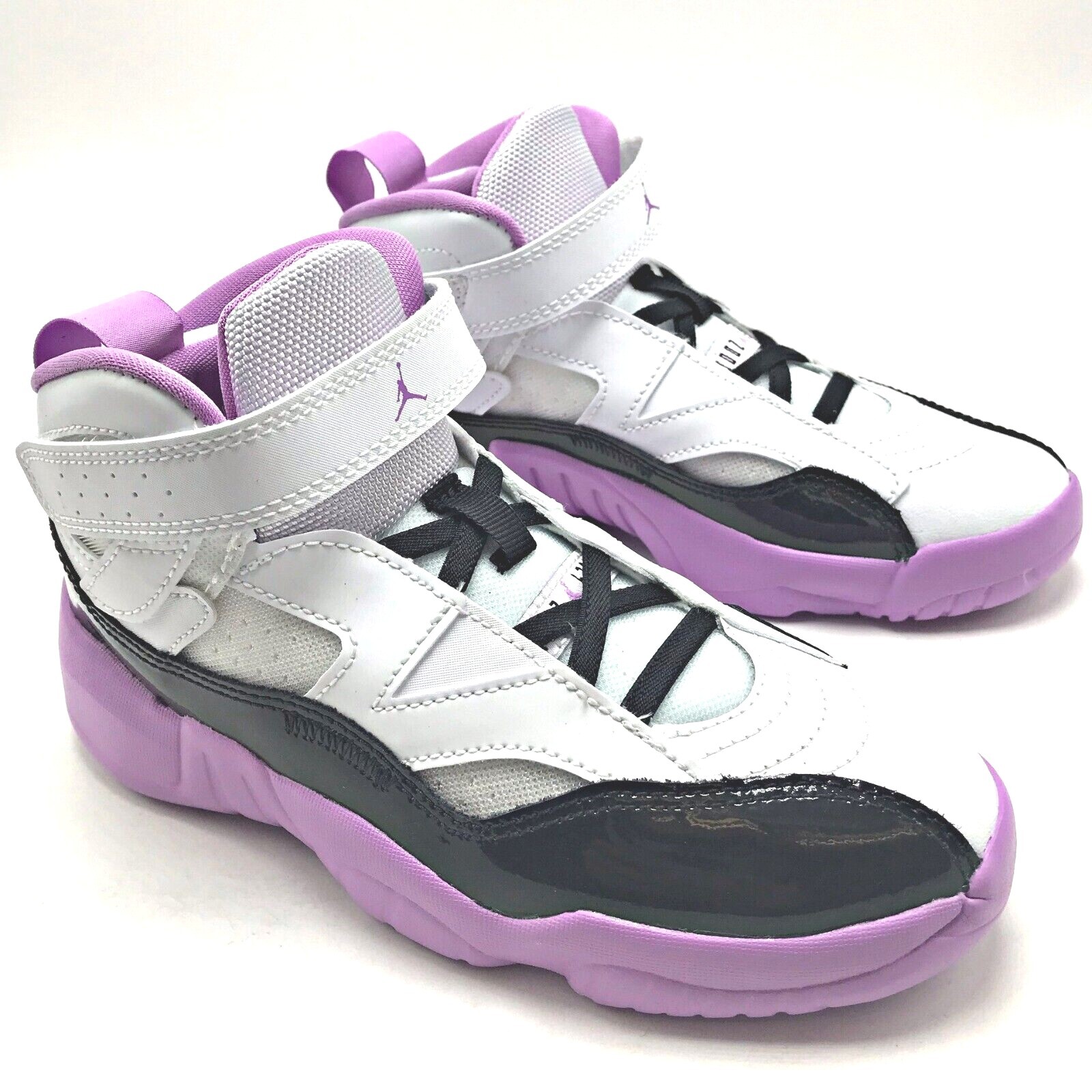 NEW* Unisex Kids Air Jordan Jumpman Two Trey (PS) White NEW* Unisex Kids Air Jordan Jumpman Two Trey (PS) White