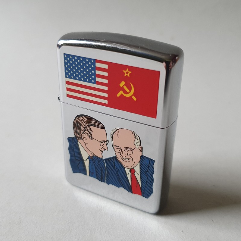 Zippo 'Bush & Gorbachev', Chrom Poliert, 1990