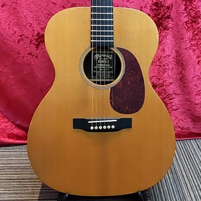Martin OOO-X1 Used Spruce body Stratabond neck Richlite fingerboard Natural