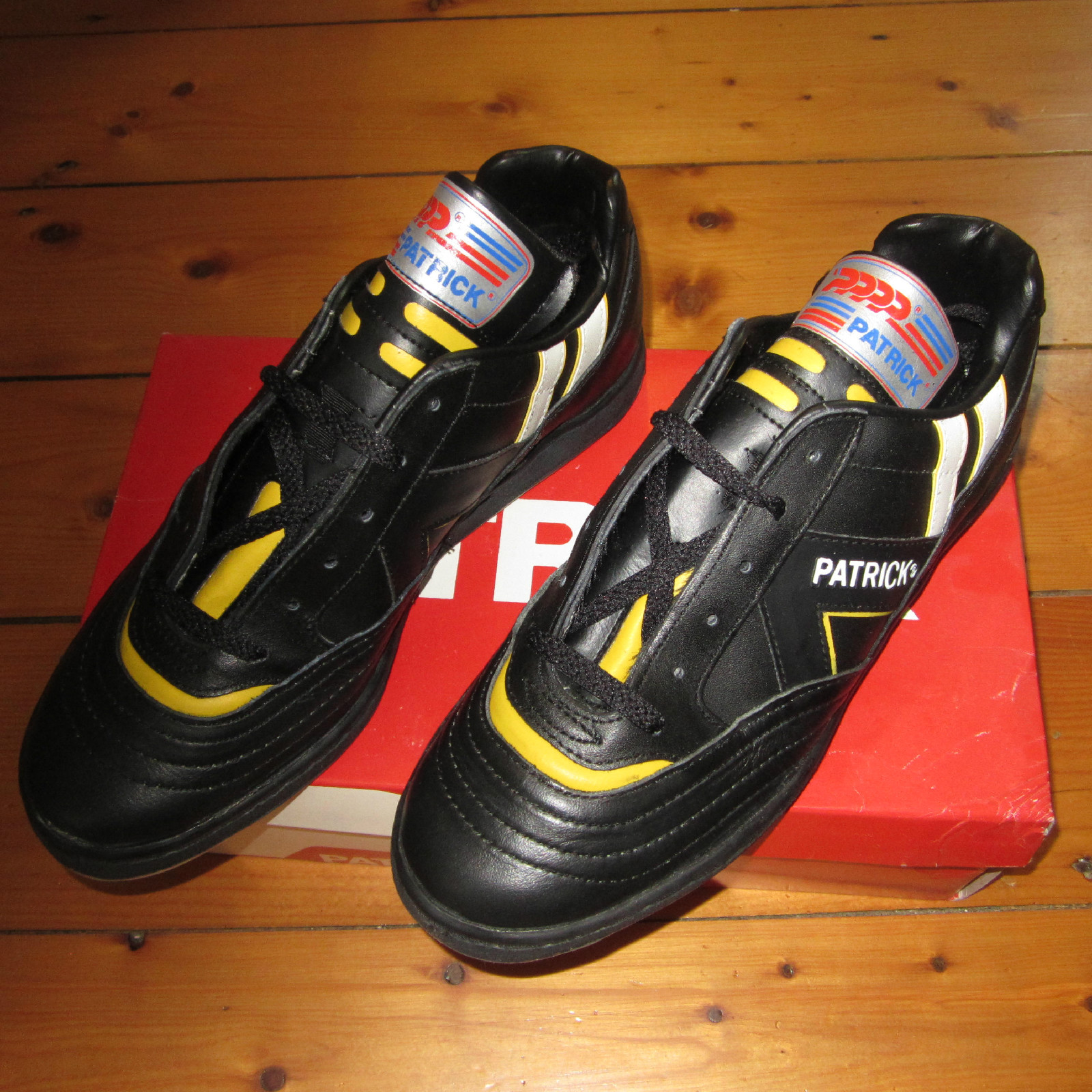 patrick indoor soccer shoes